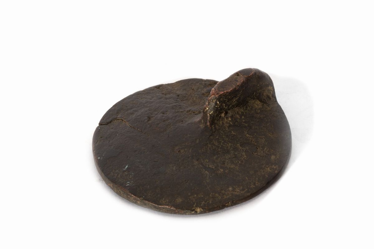 Grande Sigillo Circolare in Bronzo con Stemma Nobiliare Raffigurante Città Turrita e Cavaliere, c...