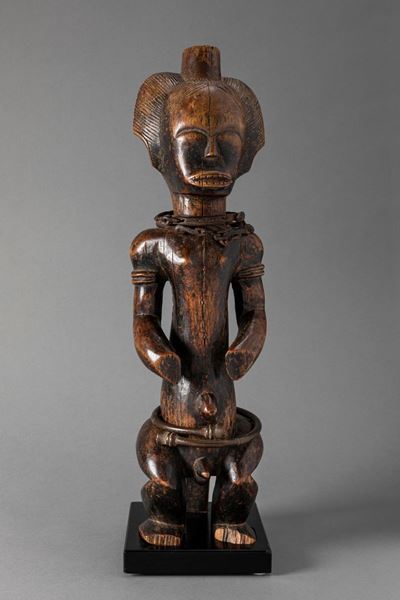 Fang, Figura maschile di reliquario Byeri, legno, h 52 cm