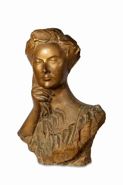 Busto femminile in bronzo patina bruna