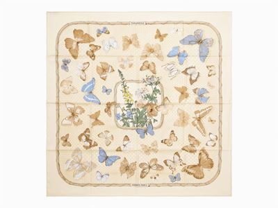 Caty Latham, Foulard Farandole in seta color champagne