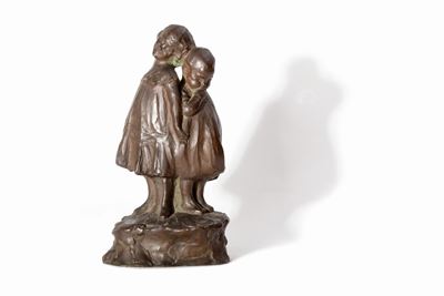 Ugo, Scultura in bronzo raffigurante due bambini