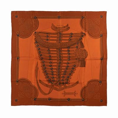 Caty Latham, Foulard Brandebourgs in seta color arancione ridipinto