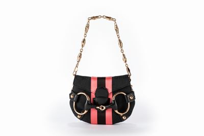 Mini borsa in tessuto GG nero con inserti in pelle e dettagli in metallo dorato