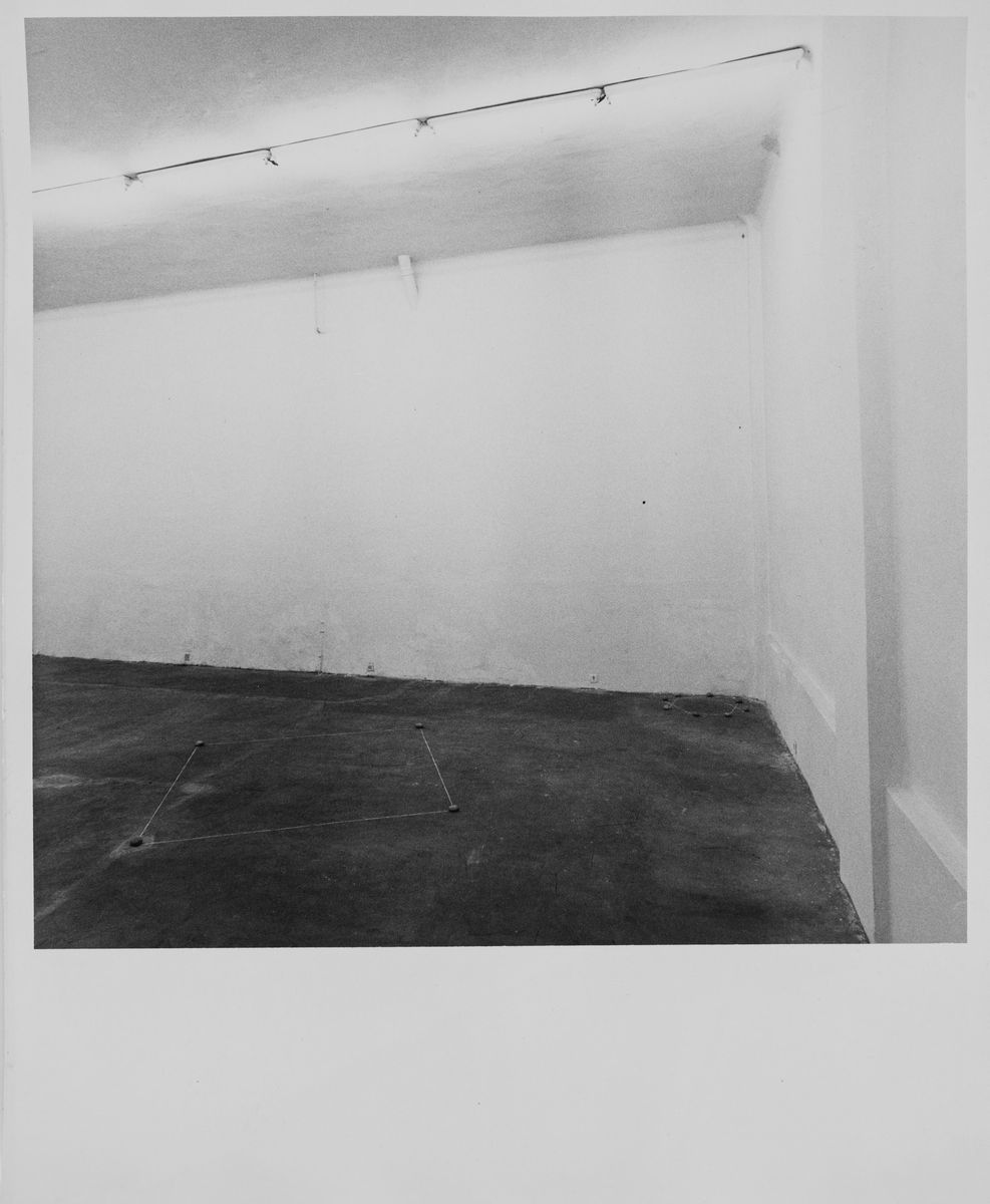 Lotto Composto da 06 Stampe Vintage e Catalogo della Mostra Mel Bochner