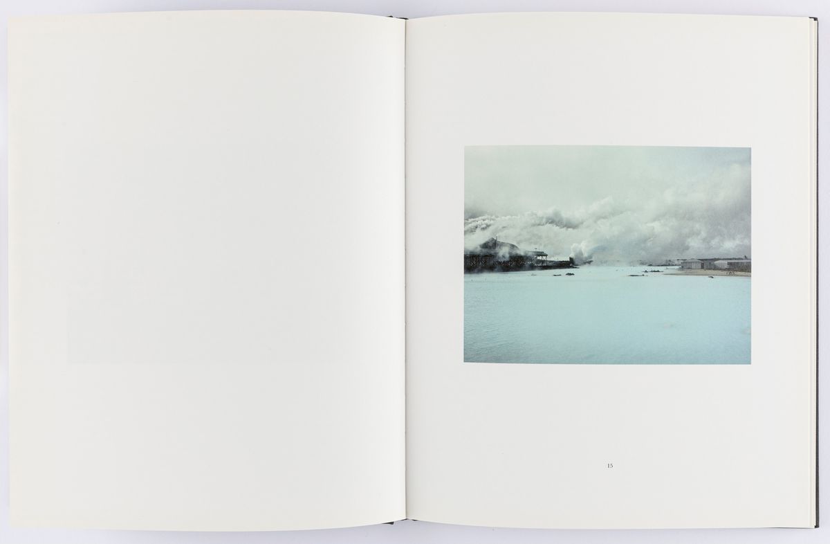 Roni Horn - Island. To Place