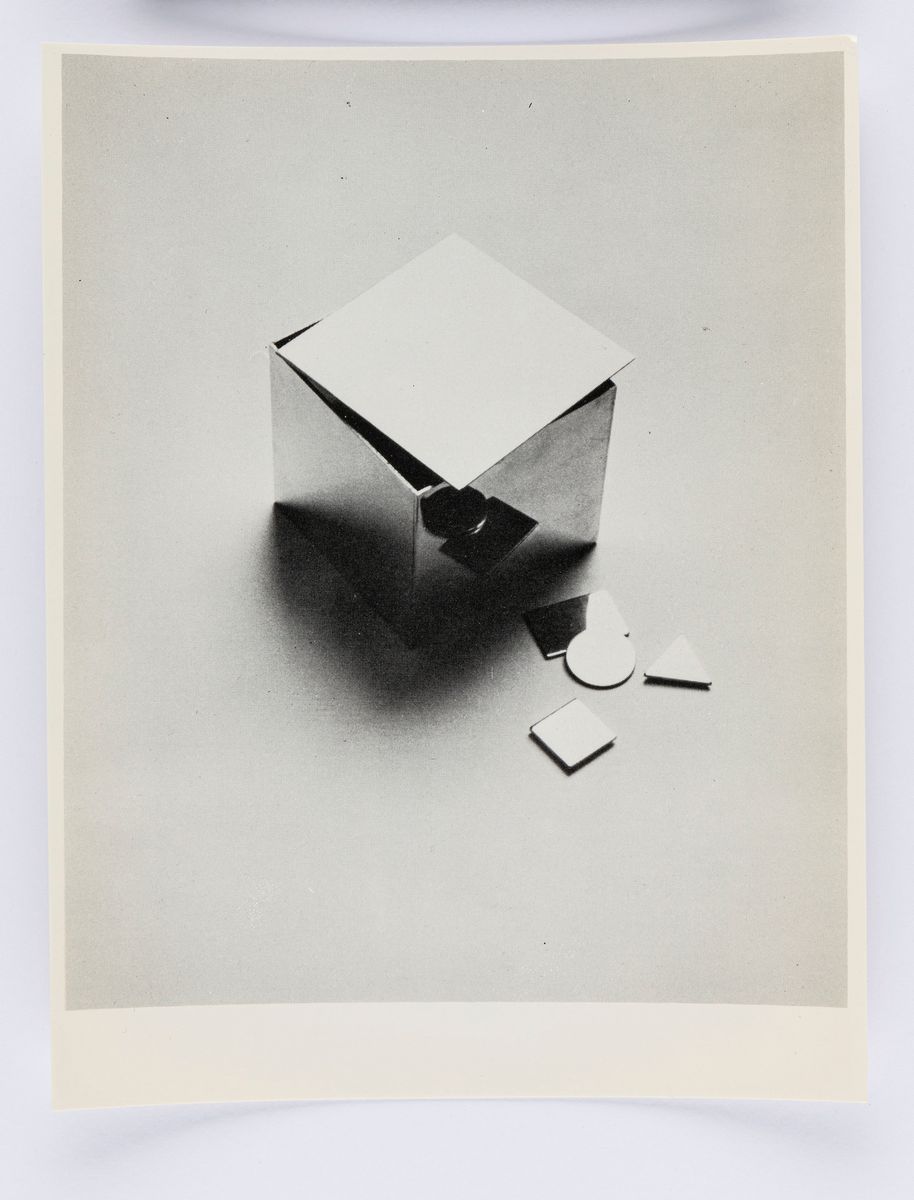 Giulio Paolini - 3 März Bis 11. April 1977, Mönchengladbach, Städtische Museum Mönchengladbach