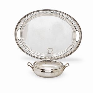 Lot of two silver objects, one large plate and one soup bowl, Italy