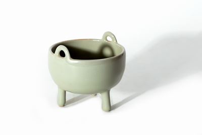 Antico tripode in ceramica Celadon, Cina, altezza 11 cm, diametro 12,4 cm