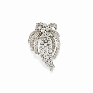 A 18K white gold and diamond brooch