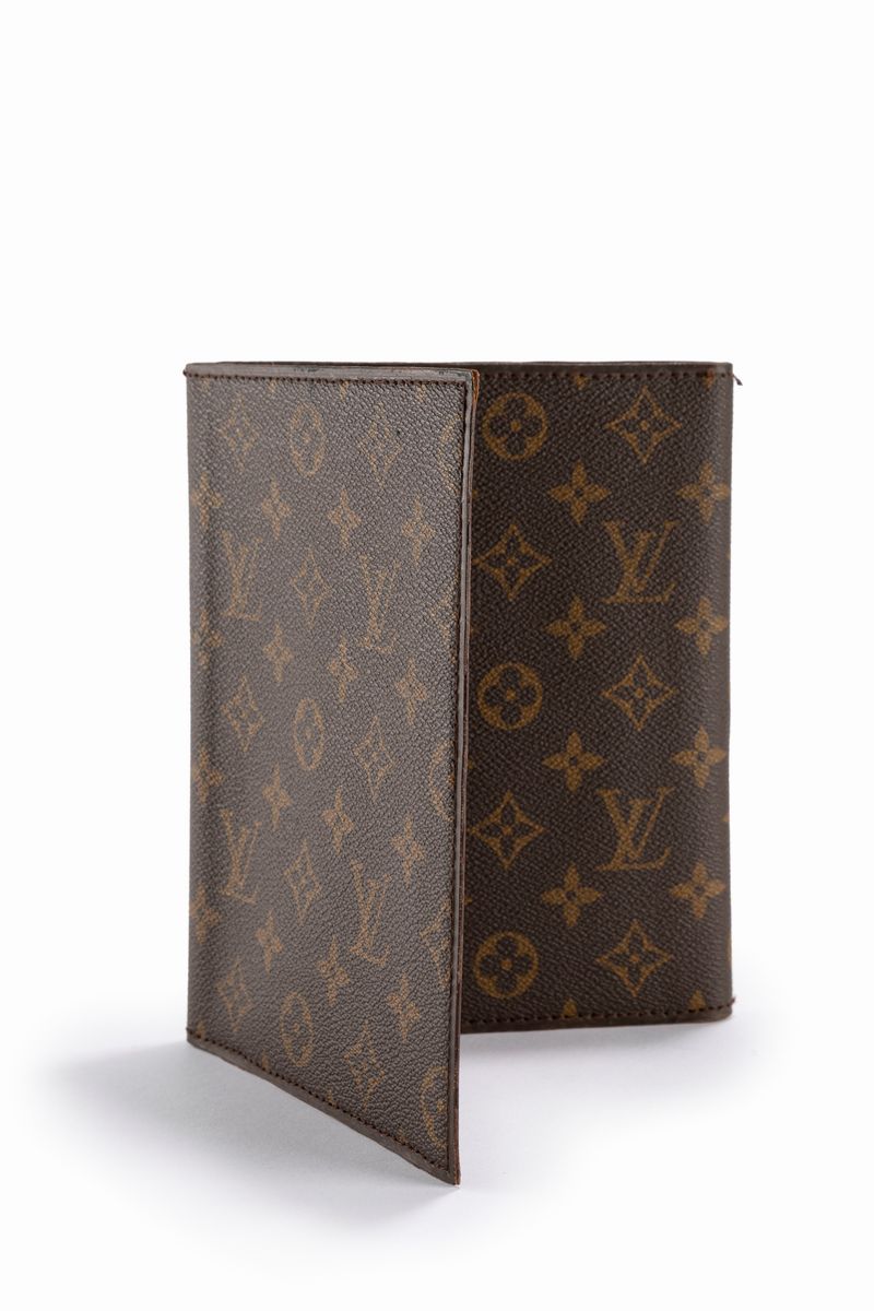 Sold at Auction: Louis Vuitton, LOUIS VUITTON Sac Bosphore