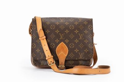 Borsa a spalla in tela con monogramma e dettagli in vacchetta