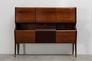 Mobile credenza