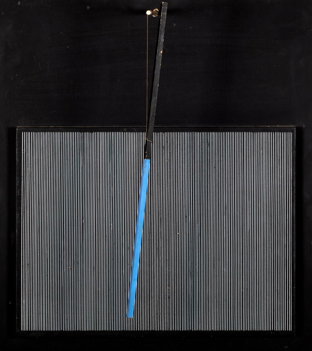 Jesus Rafael Soto - Inclinè bleu et noir, legno dipinto e metallo, 1966