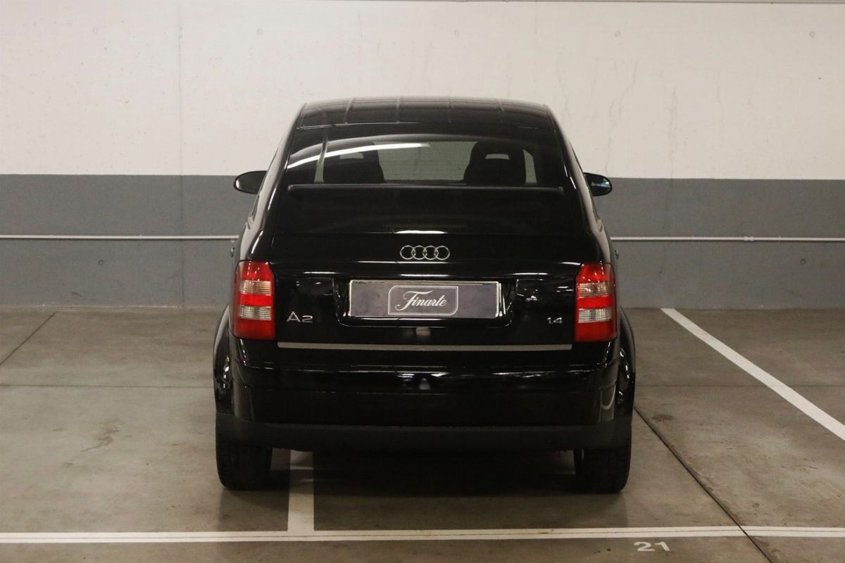 Audi - Vettura storica del 2000, telaio n. WAUZZZ8ZZ1N016377