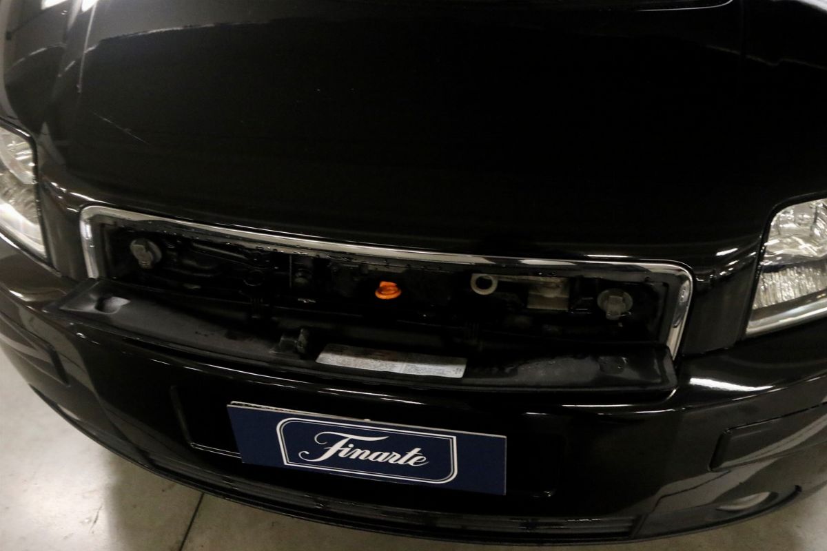 Audi - Vettura storica del 2000, telaio n. WAUZZZ8ZZ1N016377