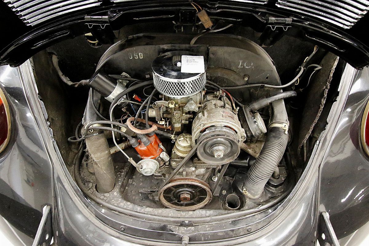 Volkswagen - 1303 Cabriolet del 1976