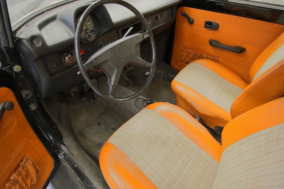 Volkswagen - 1303 Cabriolet del 1976