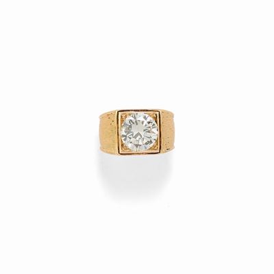 Anello con Diamante