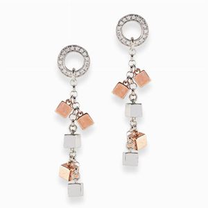 A sterling silver and zirconia earrings