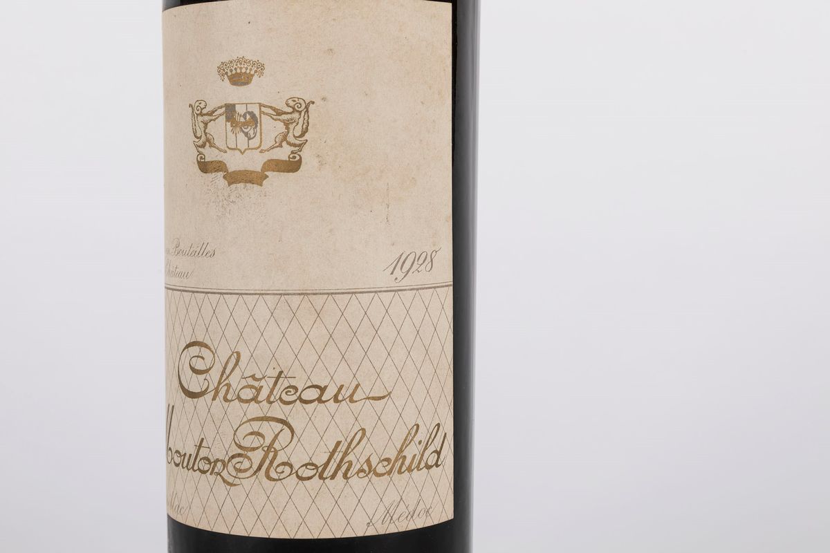 Francia - Chateau Mouton Rothschild, vino 1928