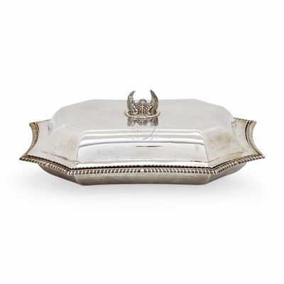 Legumiera in argento, Londra, 1801, forma ottagonale