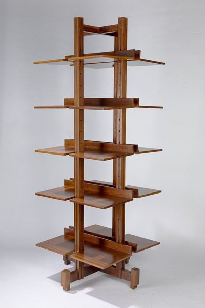 Etagere
