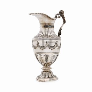 Versatoio in argento, Italia XX secolo