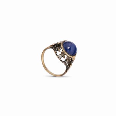 Anello con Zaffiro e Diamanti
