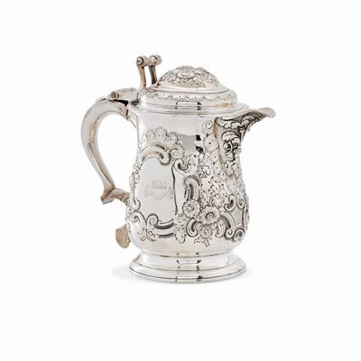 Tankard in argento sbalzato, Inghilterra XIX secolo