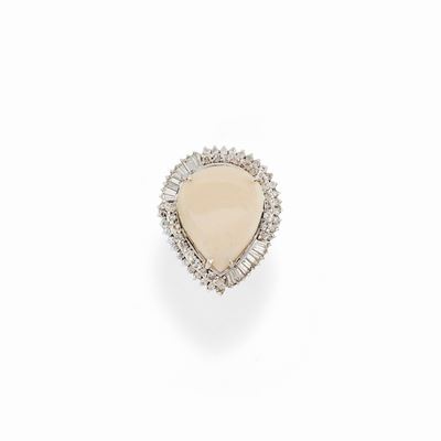 Anello con Opale e Diamanti