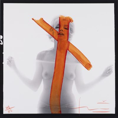 Marilyn Monroe, Crucifix II, dalla serie The Last Sitting, stampa digitale a colori su dibond, 20...