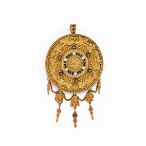 A 18K yellow goldand enamel pendant-brooch