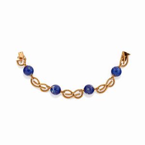 A 18K yellow gold and lapislazuli bracelet, circa 1950