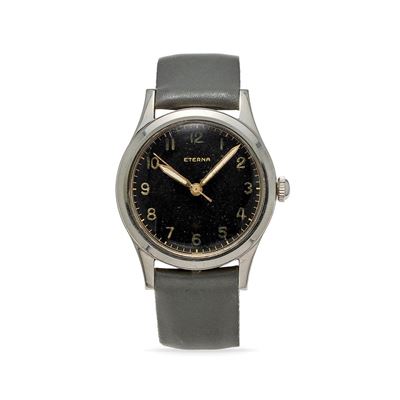Orologio militare anni '50, cassa rotonda in acciaio con quadrante nero