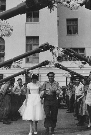 Las Bodas del Miliciano