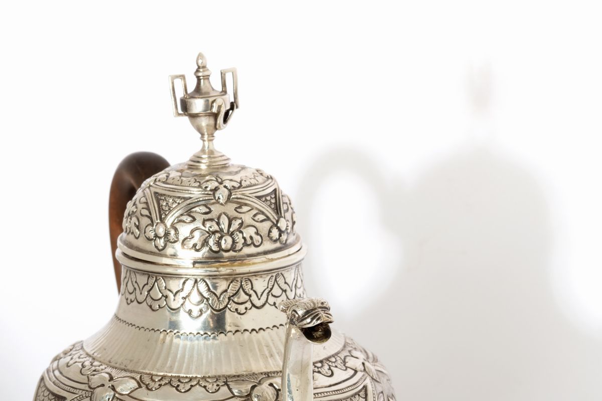 Samovar in argento, XIX secolo, altezza 24,5 cm