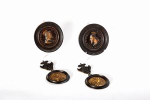 Lot consisting of two pairs of medallions, 18th century