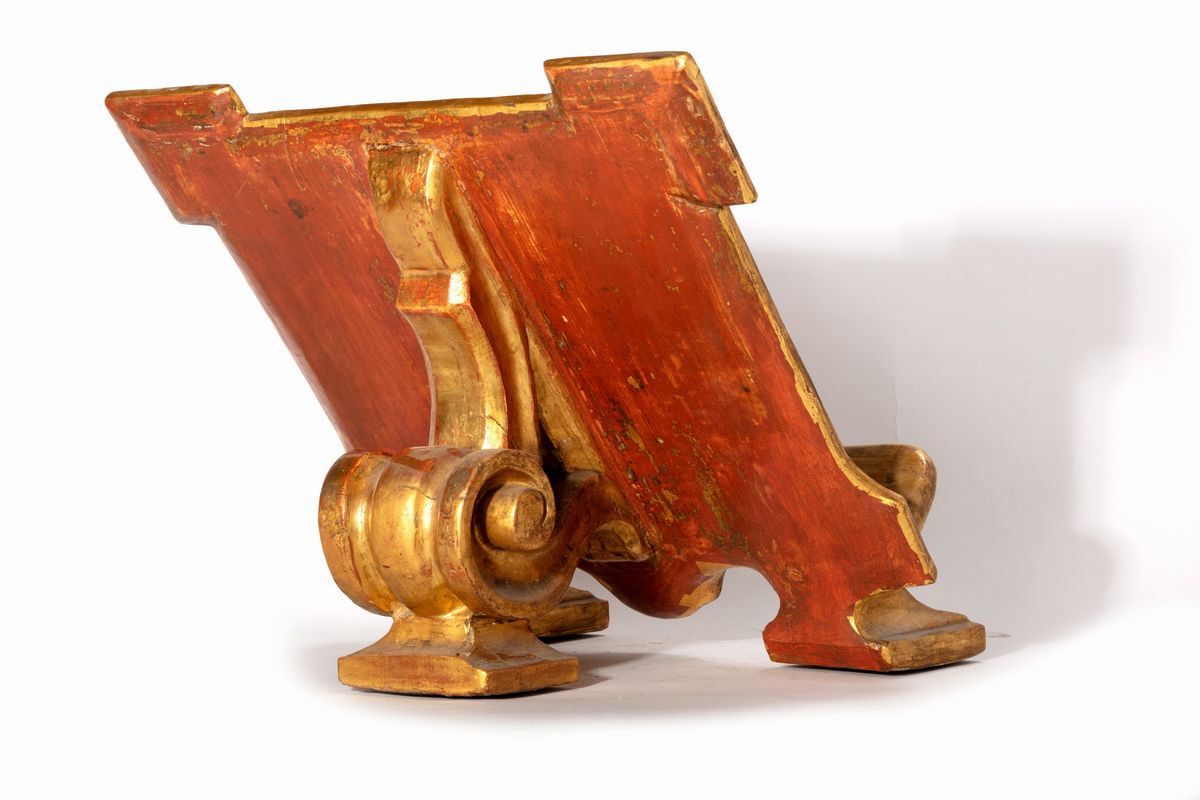 Leggio antico in legno dorato, dimensioni 30 x 33 x 29 cm