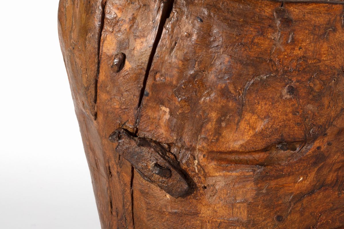 Scuola Italiana, Secolo XVII - Scultura lignea raffigurante busto di Santa Martire, altezza cm 43...