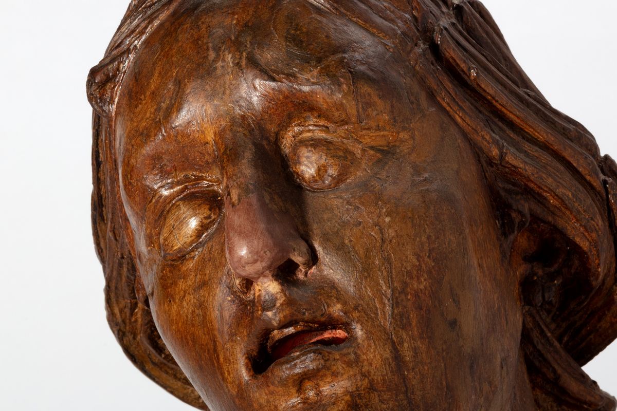 Scuola Italiana, Secolo XVII - Scultura lignea raffigurante busto di Santa Martire, altezza cm 43...