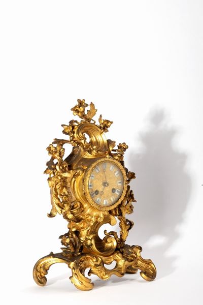 Pendola in bronzo dorato, XIX secolo