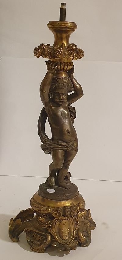 Lampada in bronzo dorato con putto, XIX secolo