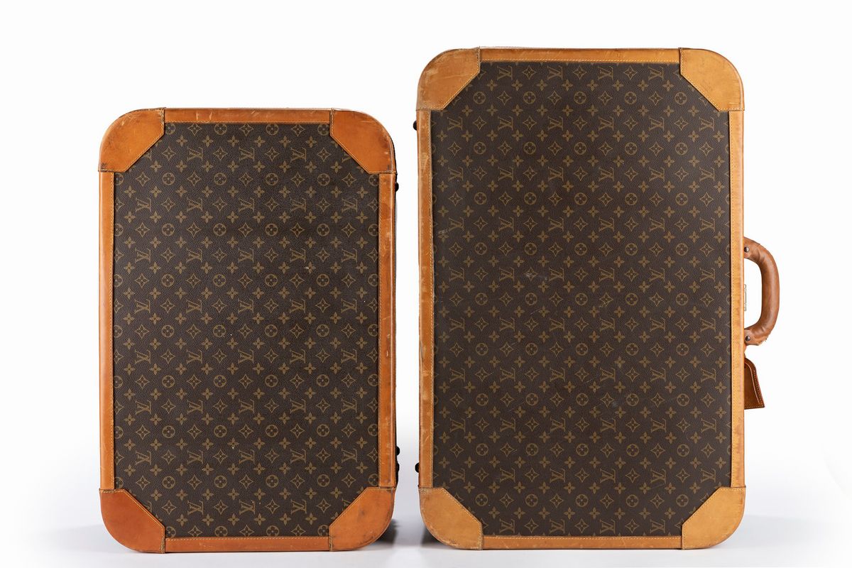 Louis Vuitton - Due valigie, tela monogram, cm 70 x 46 x 22,5 e cm 80 x 56 x 26,5