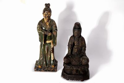 Scultore cinese, Due sculture in legno laccato raffiguranti Buddha e monaco, Cina, dinastia Qing