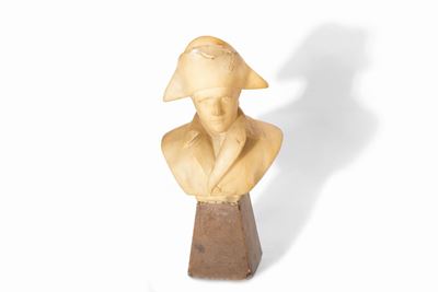 Busto di Napoleone, alabastro, altezza cm 33