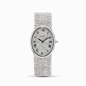A 18K white gold Piaget lady's wristwatch