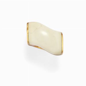 Anello in oro 18k e agata