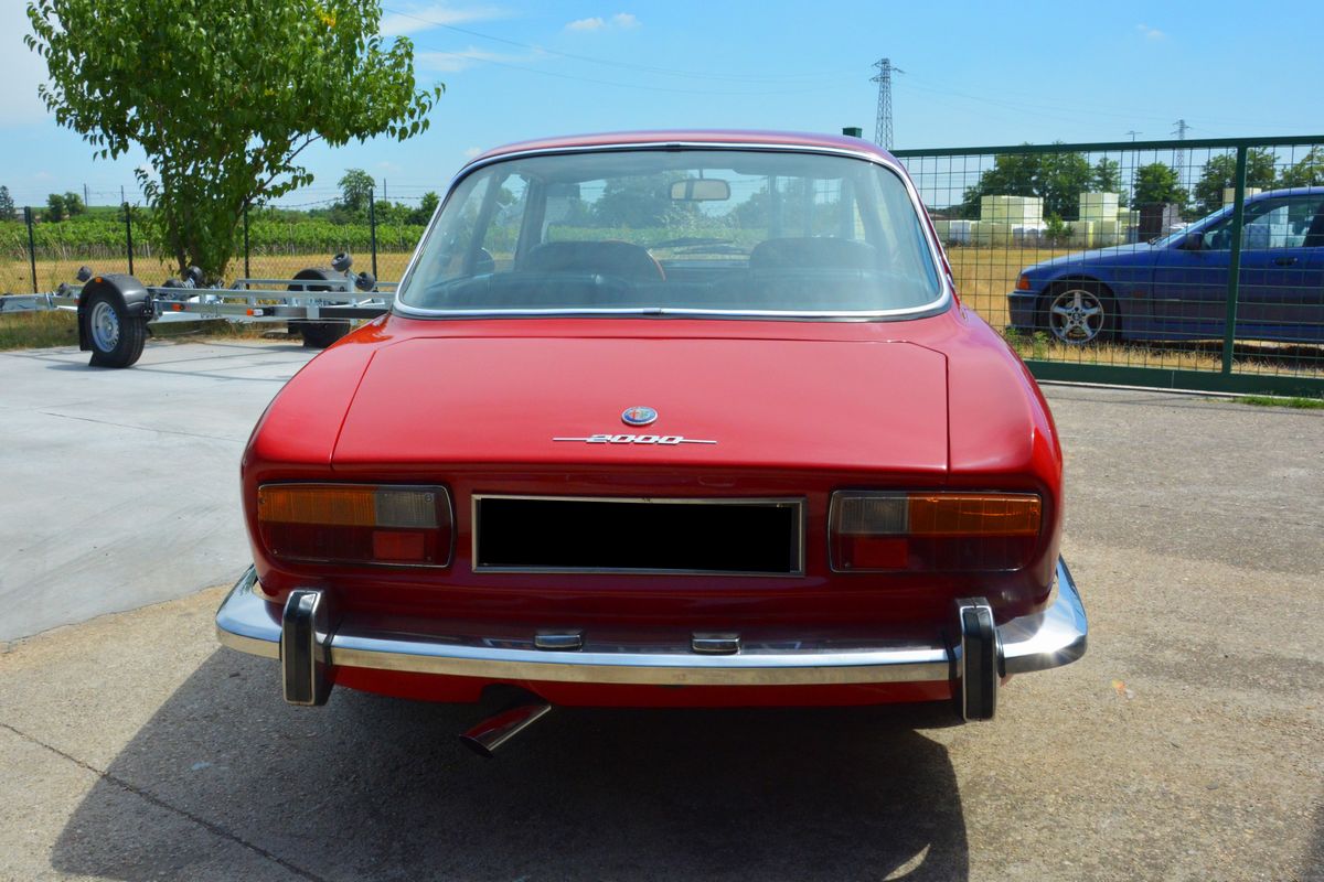 Alfa Romeo - 2000 GT Veloce (Bertone), telaio n. AR 2420361, 1971