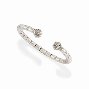 A 18k white gold and diamond bangle, Fope