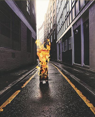 Autoritratto, Bronzo che si dà fuoco, Vintage C-print, 1966